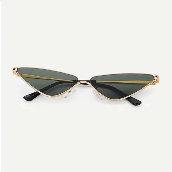 Accessories - ✨🌟Brushed Gold Frame Narrow Cat-eye Sunglasses😎